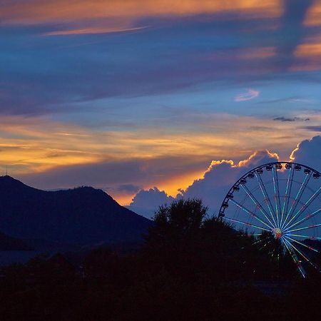 Misty Mountain Lodge Holiday Home Gatlinburg Esterno foto
